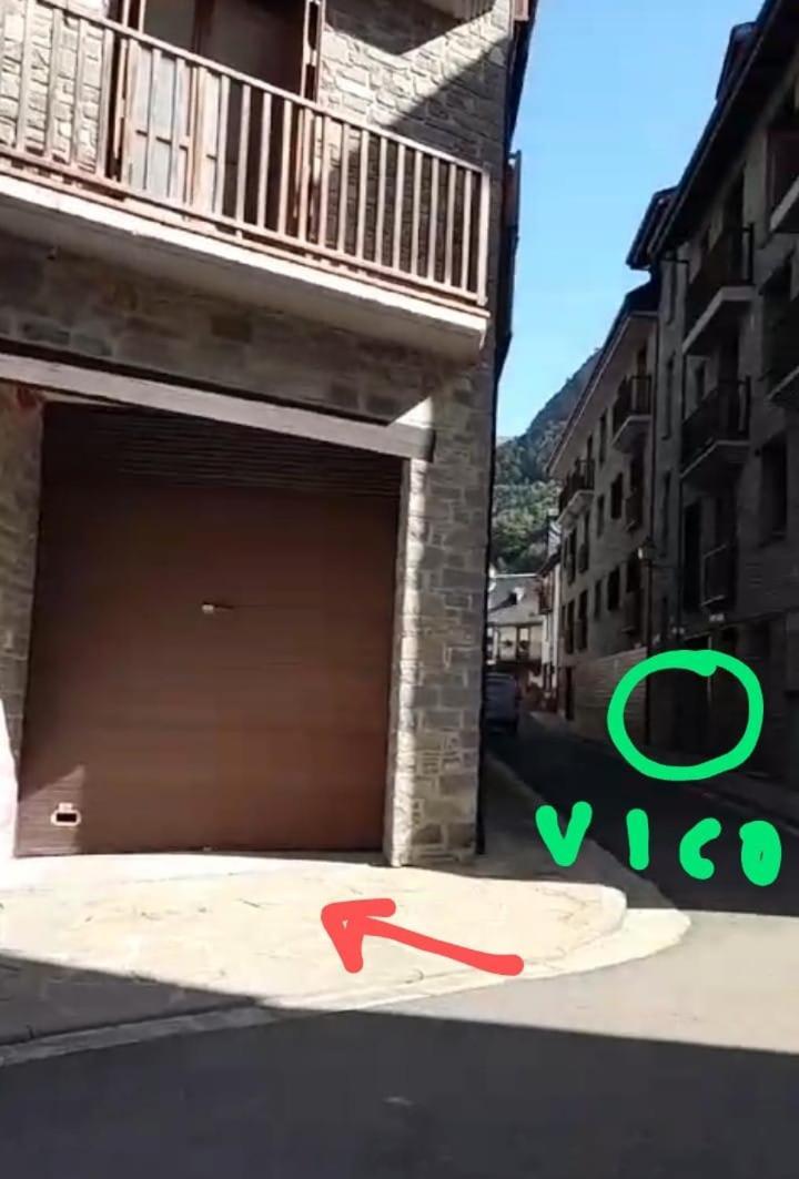 Apartamento Vico Escarrilla Exteriér fotografie